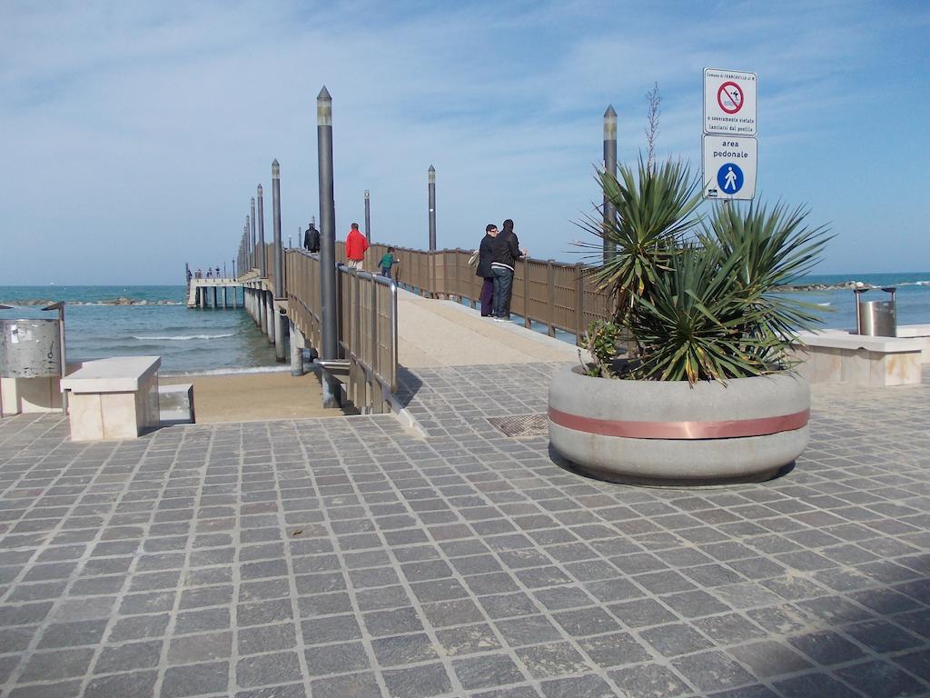 Il Ritrovo Delle Coccinelle Acomodação com café da manhã Francavilla Al Mare Exterior foto